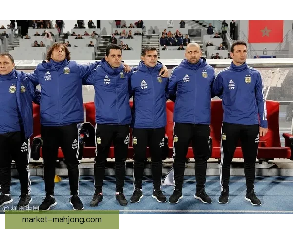 斯卡洛尼荣膺FIFA年度最佳教练带领阿根廷再创辉煌 斯卡洛尼荣膺FIFA年度最佳教练带领阿根廷再创辉煌